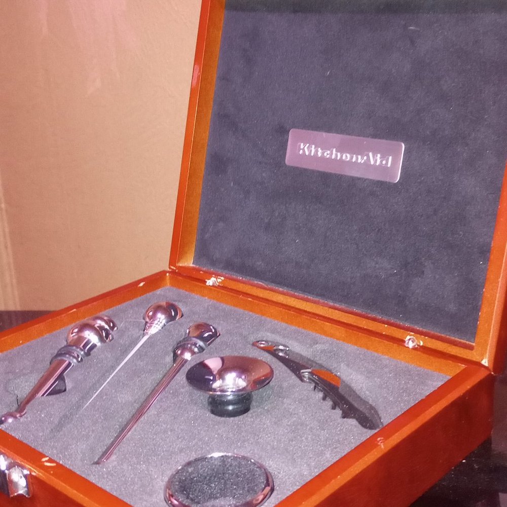 Kitchen Aid Wine Opener Kit Limited Edition RARE
